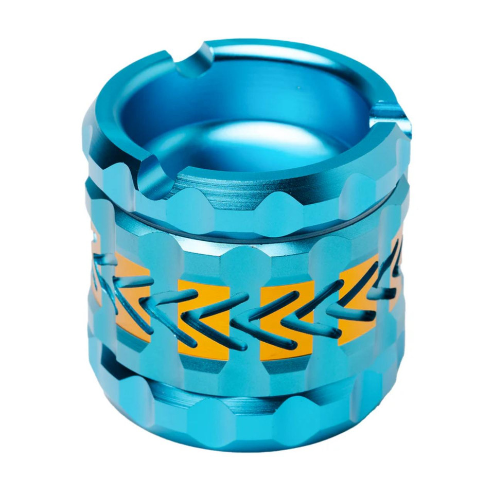 Human Grade Aluminum Grinder 8AT Light Blue