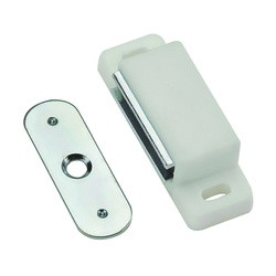 National Hardware V713 Series N149-898 Magnetic Catch, Nylon/Steel