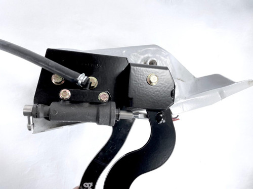 CHEVY-TRK-88-94 – Chevrolet & GMC 88-94 TRUCK – Hydraulic Master Cylinder Clutch Pedal Kit (Billet Reservoir)