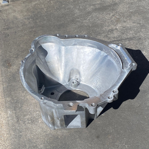 CLUTCH HOUSING ASSY T-5 (WITH BOLTS) TTKT18087