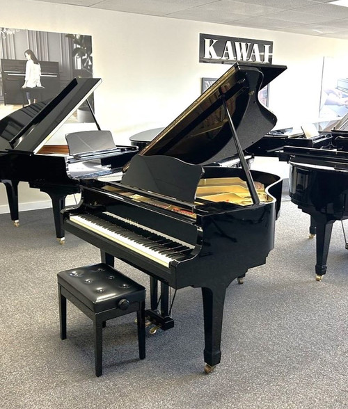Used Yamaha 5'3" Grand Piano Used Yamaha 5'3" Grand Piano