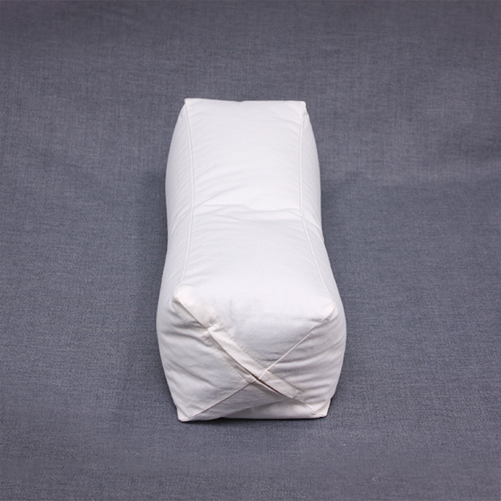 Kuseno.com | Neck Roll - Perfect for back sleepers who don't need a