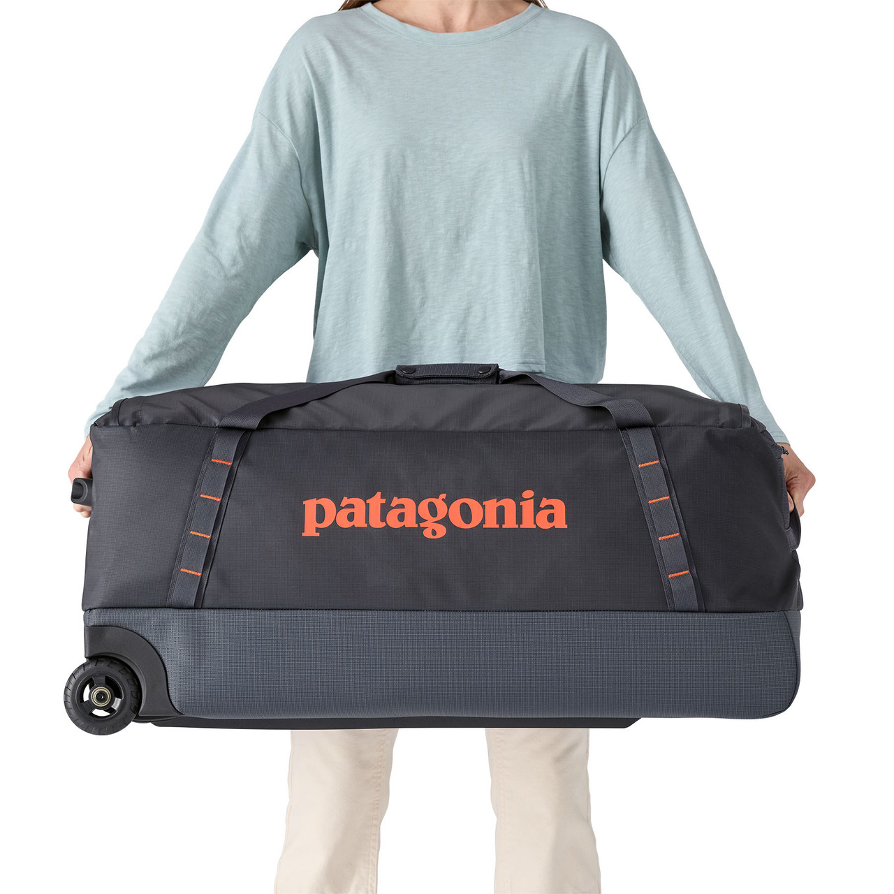 Patagonia Black Hole Wheeled Duffel 100L Patagonia Black Hole Wheeled Duffel 100L