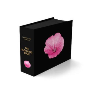 The Blooming Book : Flamboyant Flowers The Blooming Book : Flamboyant Flowers
