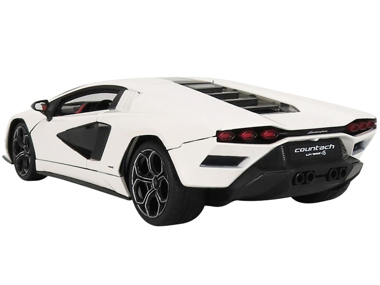 Lamborghini Countach LPI 800-4 White with Black Accents and Red Interior "Special Edition" 1/18 Die F977-31459w