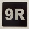 Apartment number 9R sign