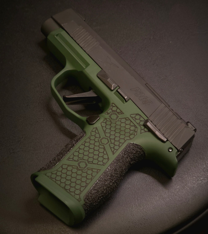 cerakote laser stippled p365 xl hybrid highland green