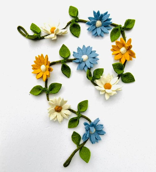 Felt Flower Garland - Daisy