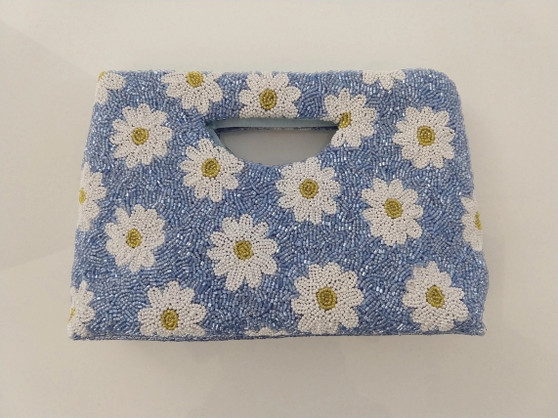 Daisy Beaded Bag