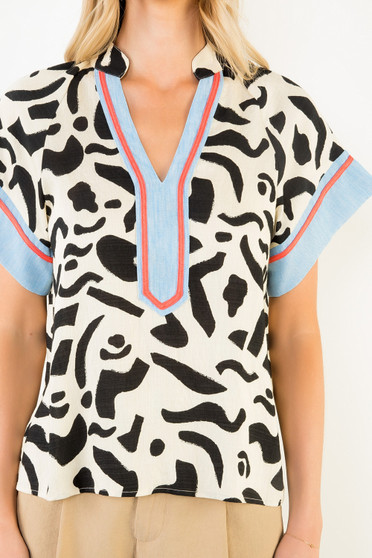 Abstract Pattern Short Sleeve Top