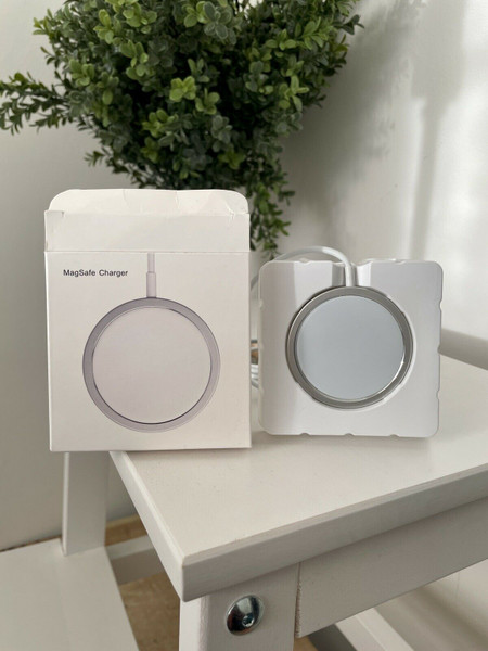 15W Wireless Fast Charger For Apple MagSafe iPhone 13 12 Mini Pro Max