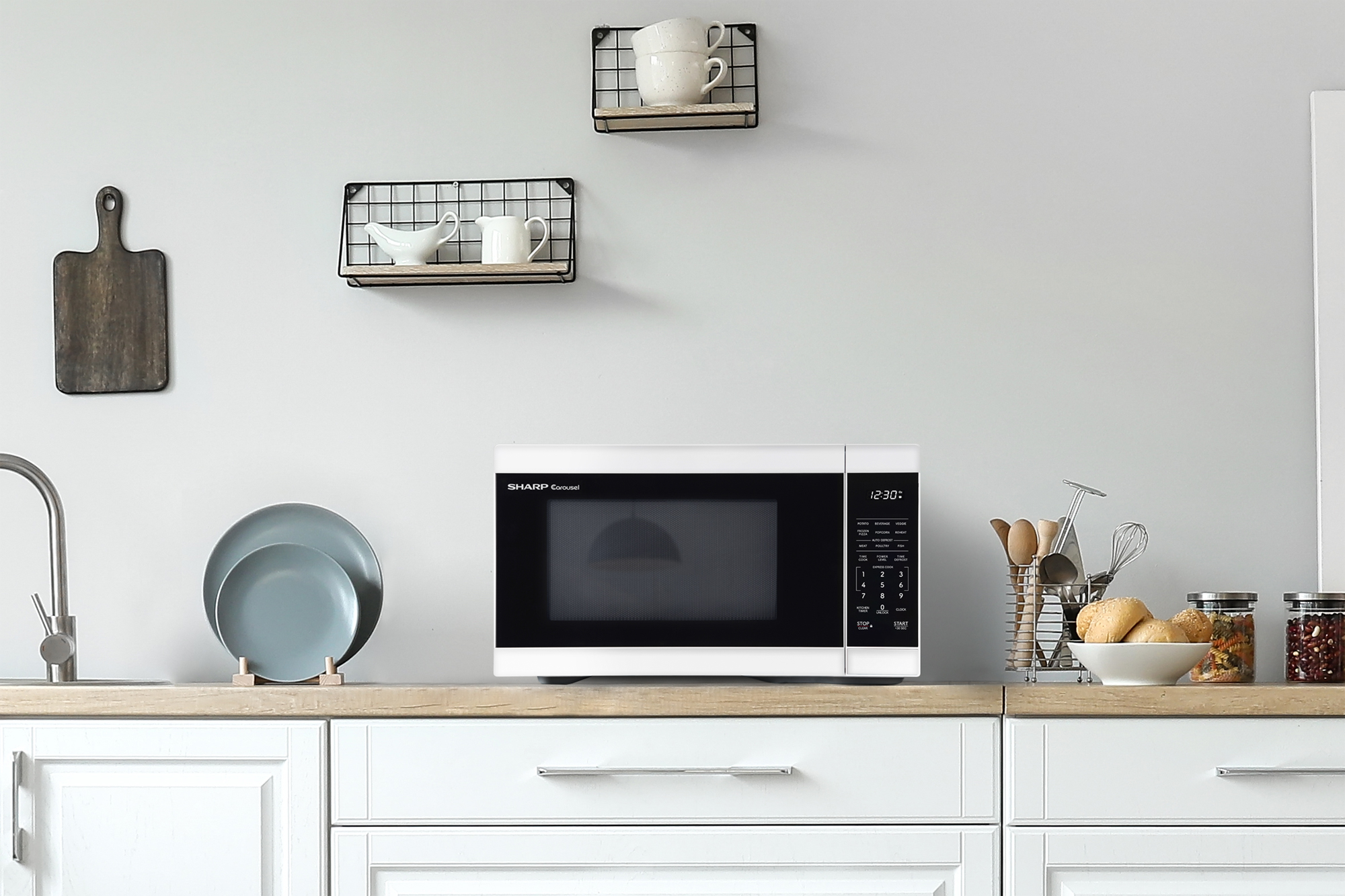 1.1 cu. ft. White Carousel Countertop Microwave Oven (SMC1161KW) lifestyle