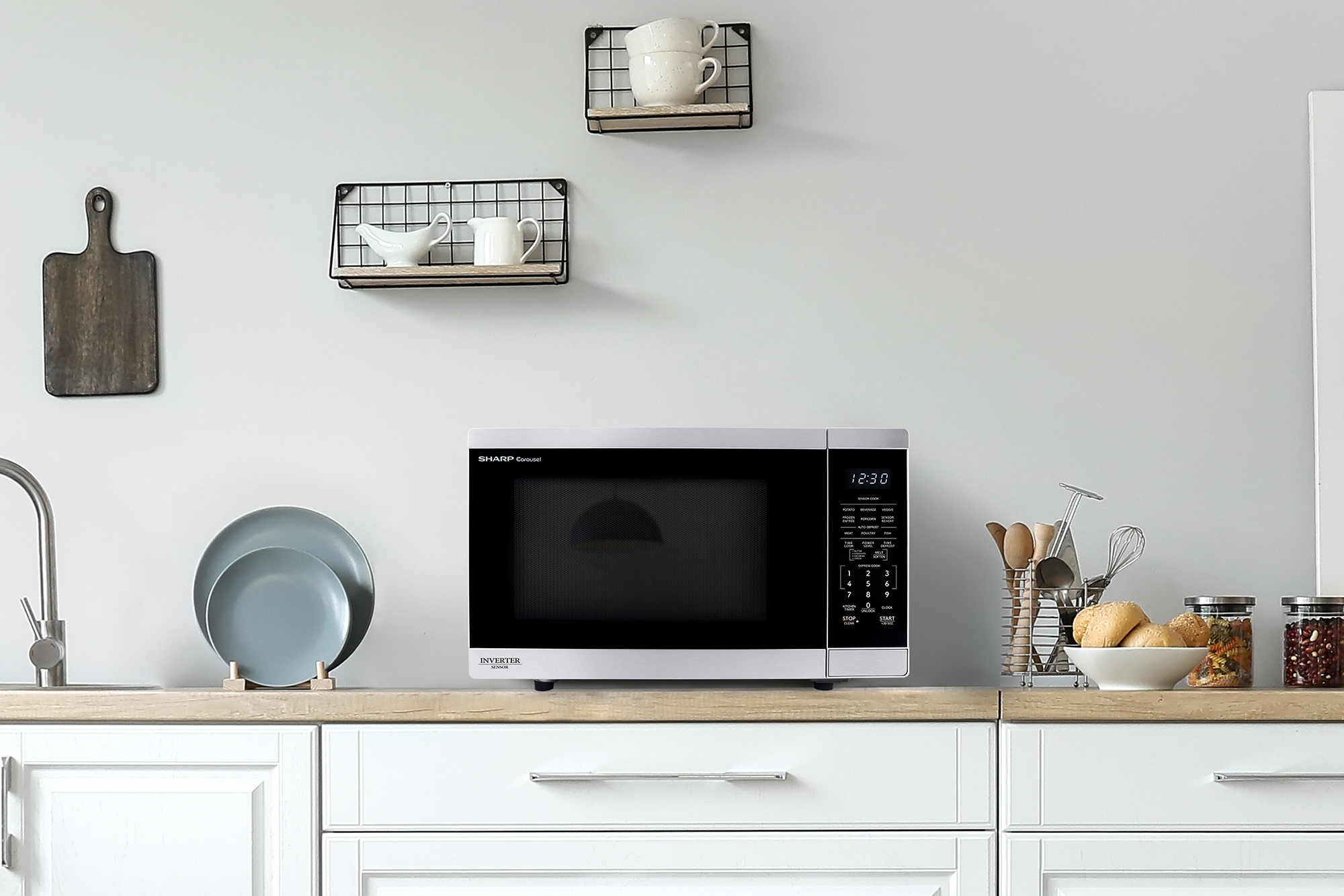 Sharp 1.4 cu. ft. 1100W Stainless Steel Countertop Microwave Oven with Inverter Technology (SMC1465KM) lifestyle