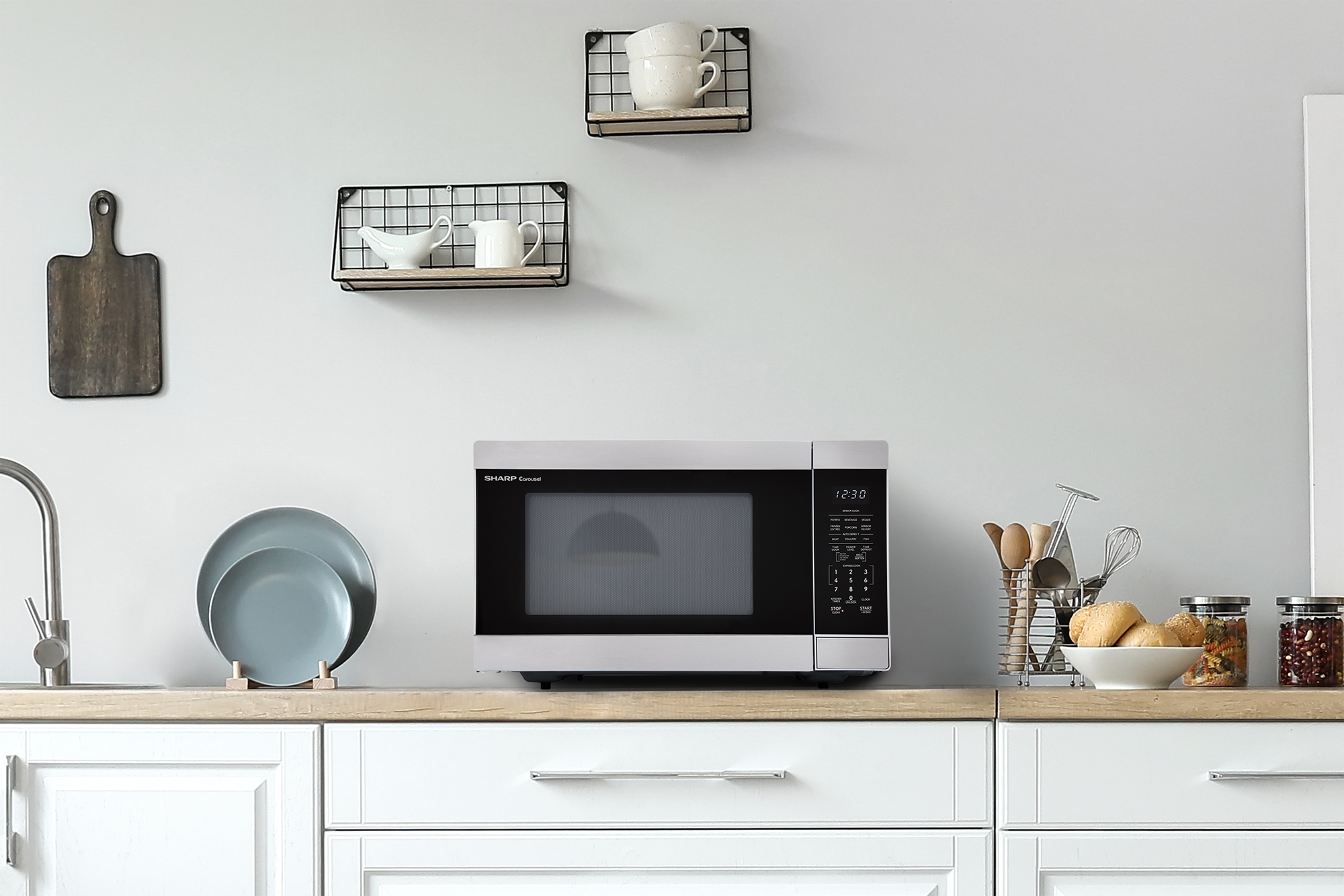 Sharp 1.6 cu. ft. 1100W Stainless Steel Countertop Microwave Oven (SMC1662KS) lifestyle