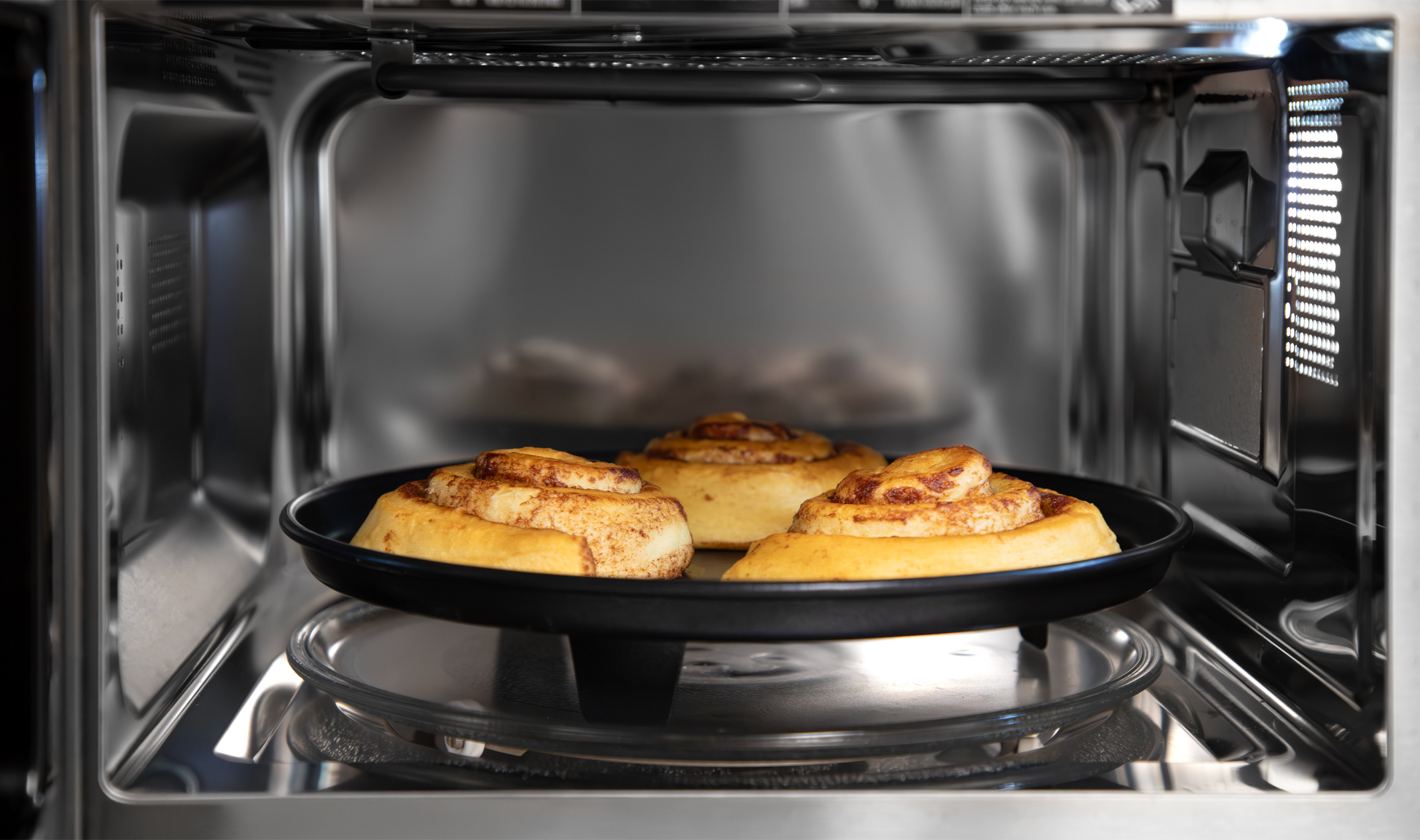 0.9 cu. ft. 900W Countertop Convection Microwave Oven with