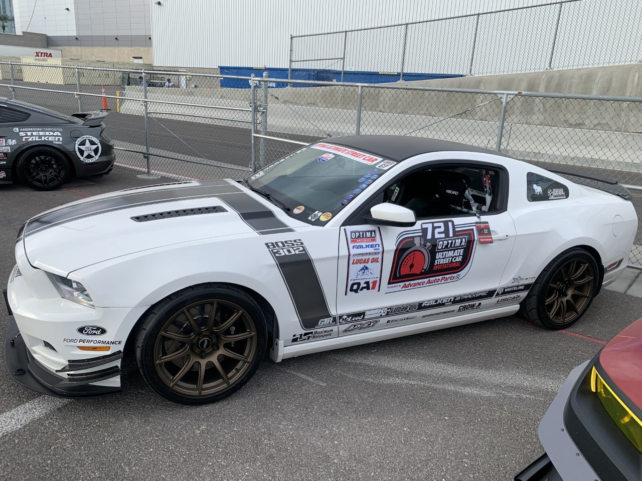APEX 19x11