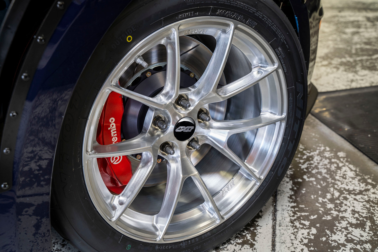 Apex 18x11
