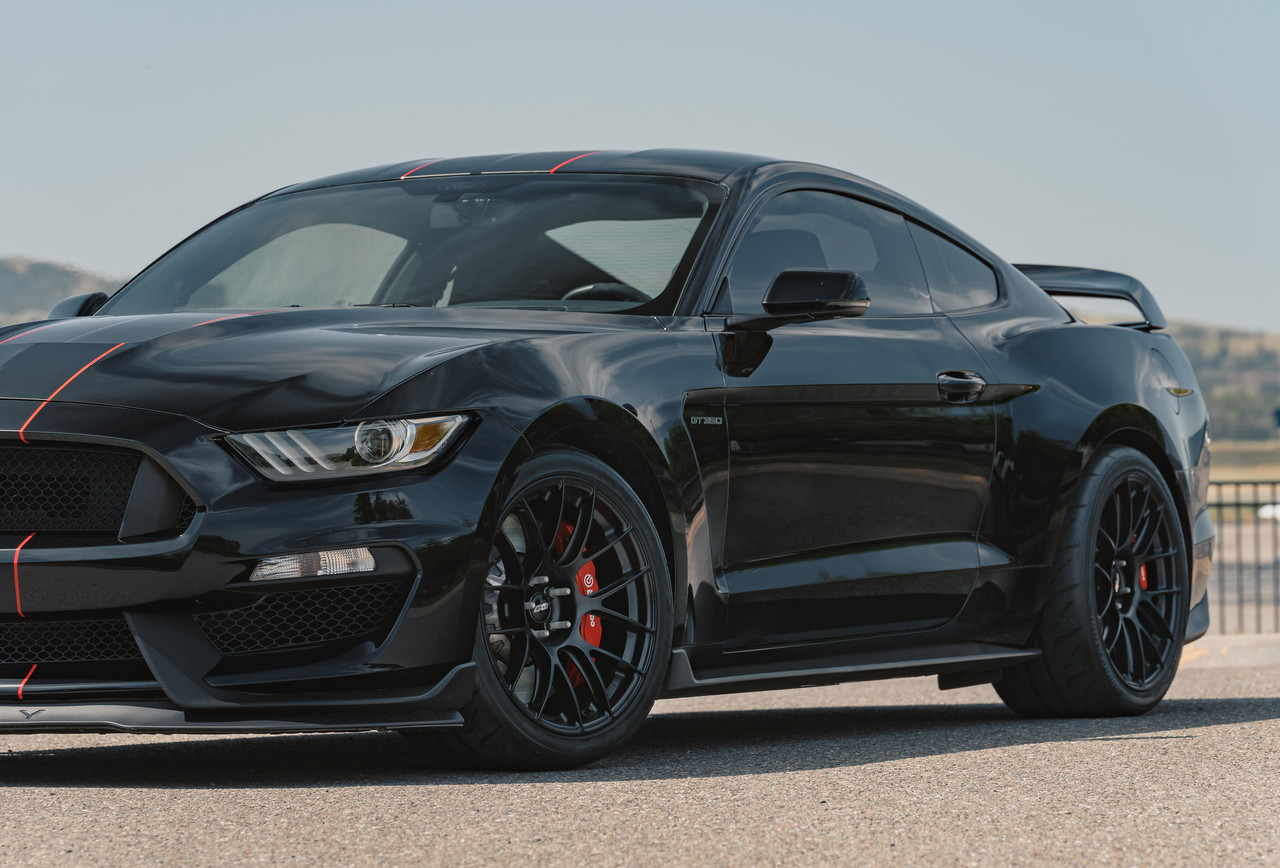 Satin Black EC-7RS on a Black Shelby GT350