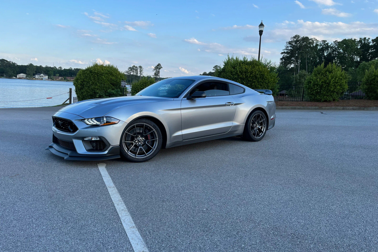 Ford S550 Mustang Mach 1 with 19x11 ET52 VS-5RS Wheels in Anthracite (25mm spacers in front)