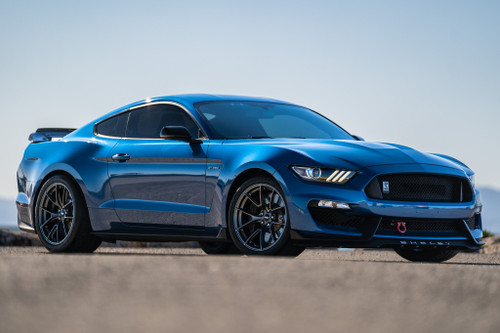 Apex 19x11" ET26 Anthracite VS-5RS Forged Wheel on Front of Blue GT350