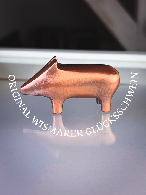 glücksschwein, wismarer glücksschwein, wismar, geschenk, glück, metall,sehenswürdigkeiten wismar, schweinsbrücke