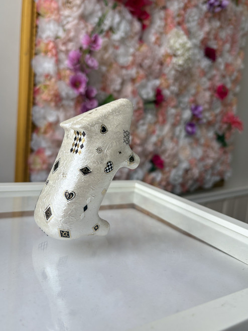 das unikat aus porzellan - spielschwein