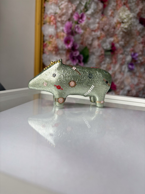 uhrenschweinchen - unikat aus porzellan -