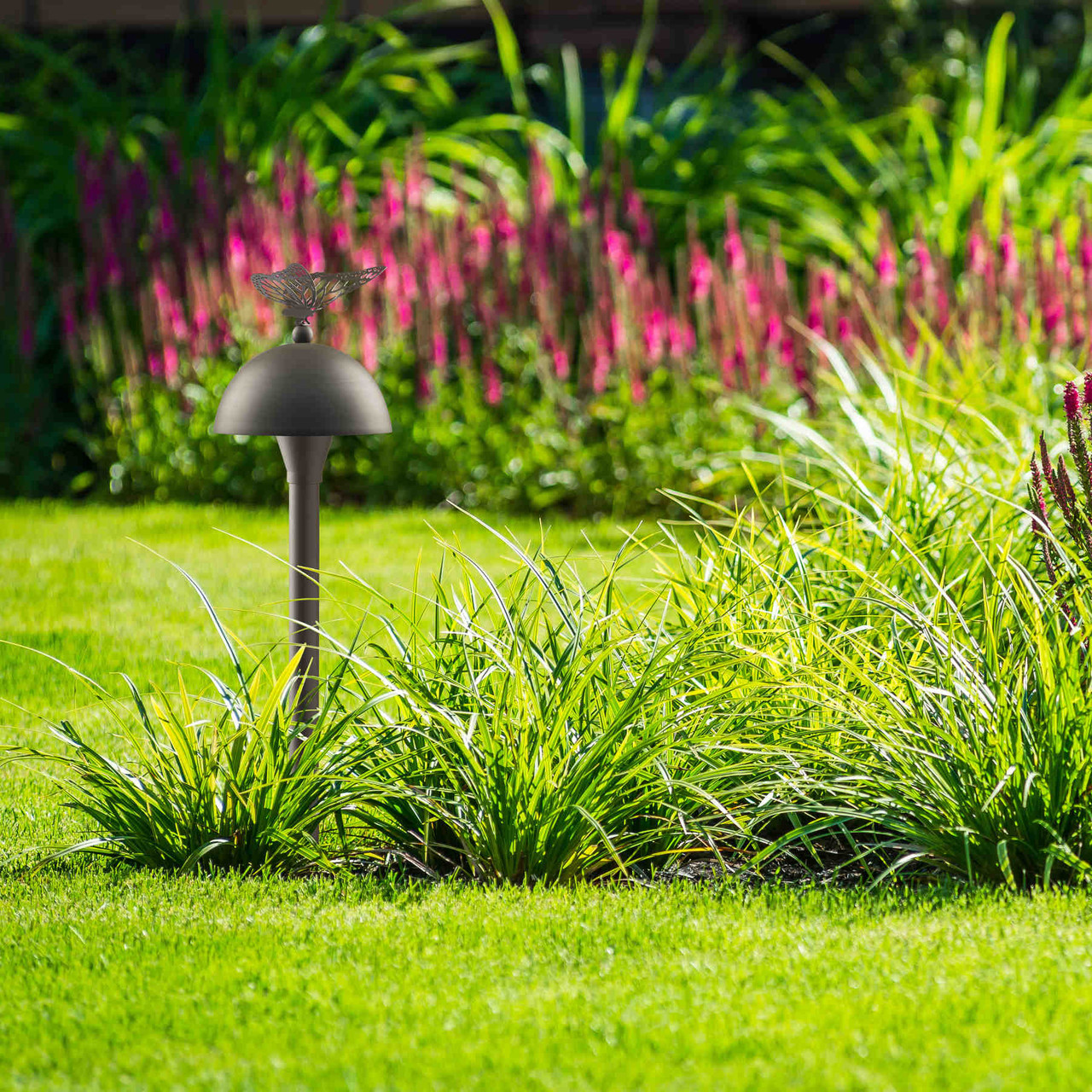 Domed Craftsman Style Garden Light | 6” Diameter