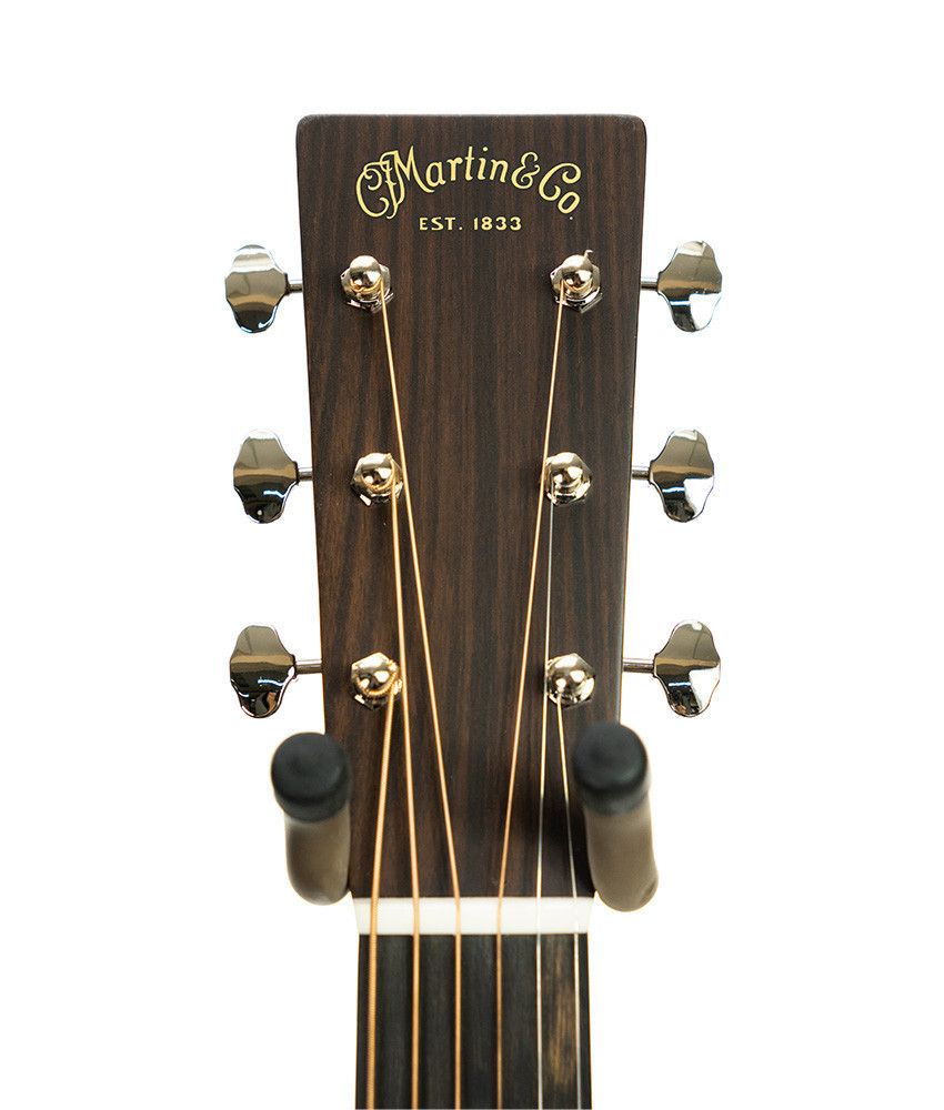 Martin Pre-Owned Martin Standard Series D-28 Dreadnought Acoustic Guitar w/ Case