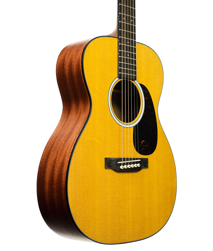 Martin 000Jr-10E Shawn Mendes, 100percent FSC Woods Spruce/Sapele