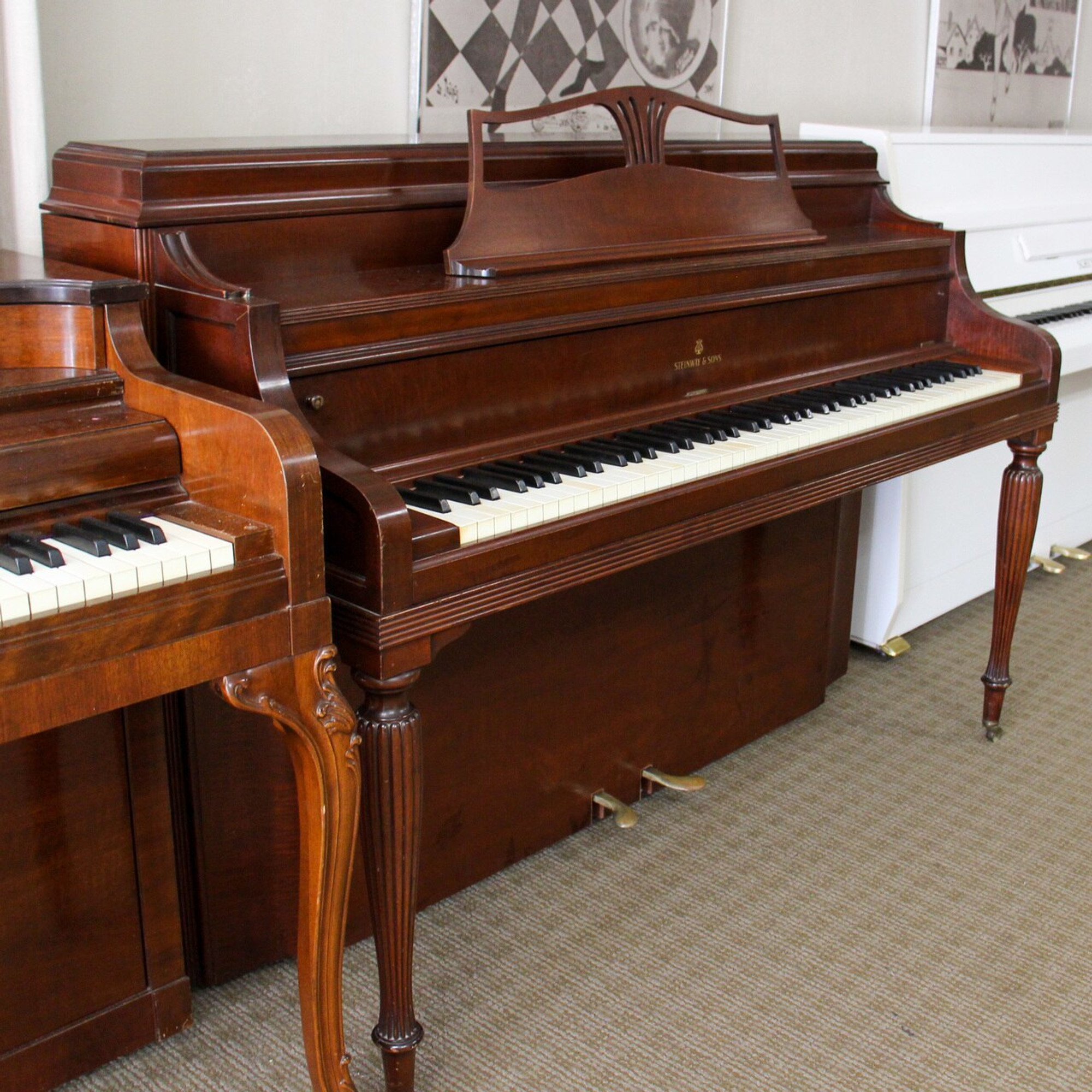 Vintage Steinway Sons Model 40 Upright Piano Hepplewhite Art Case Mahogany