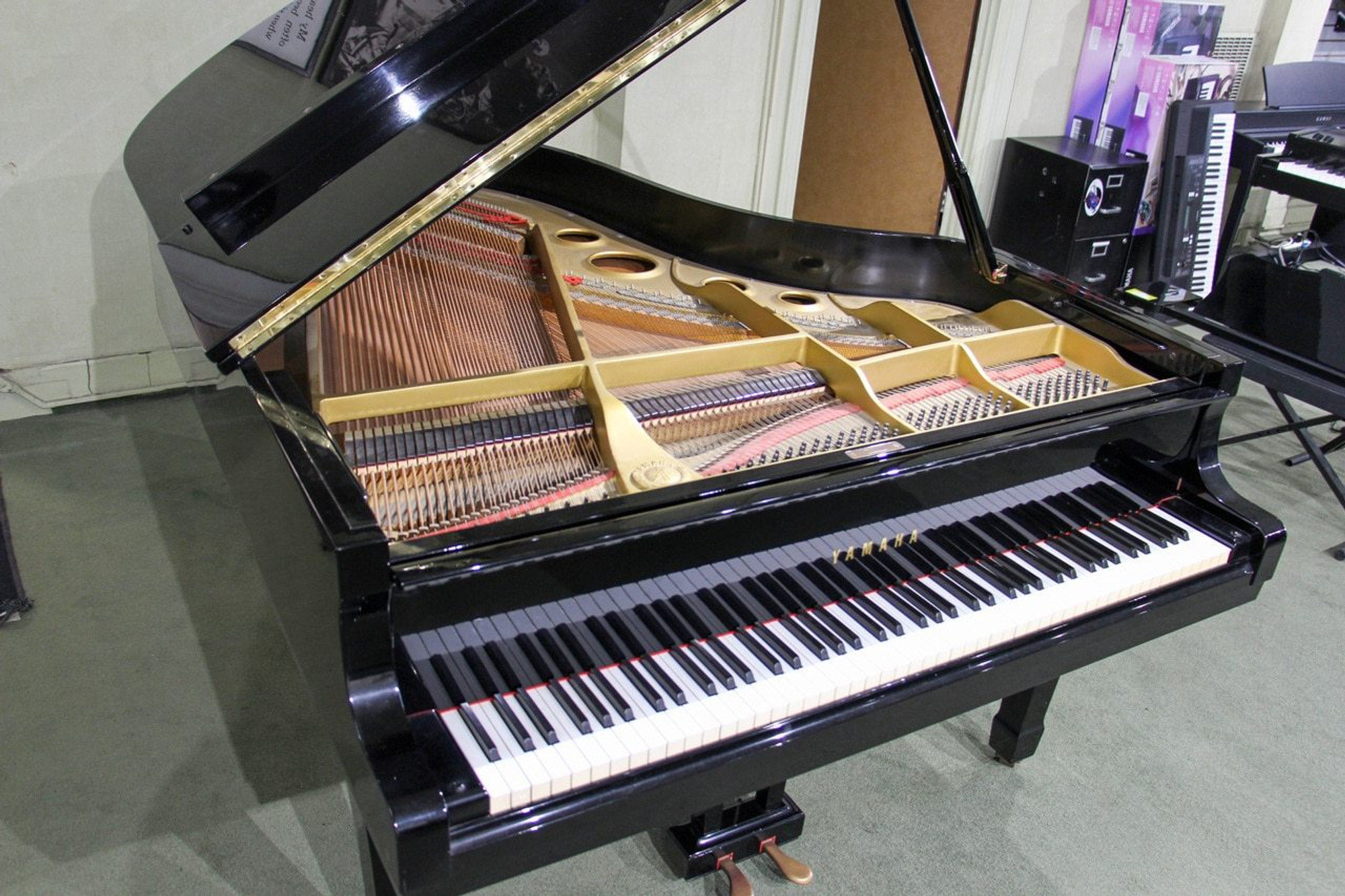 yamaha g5 piano for sale