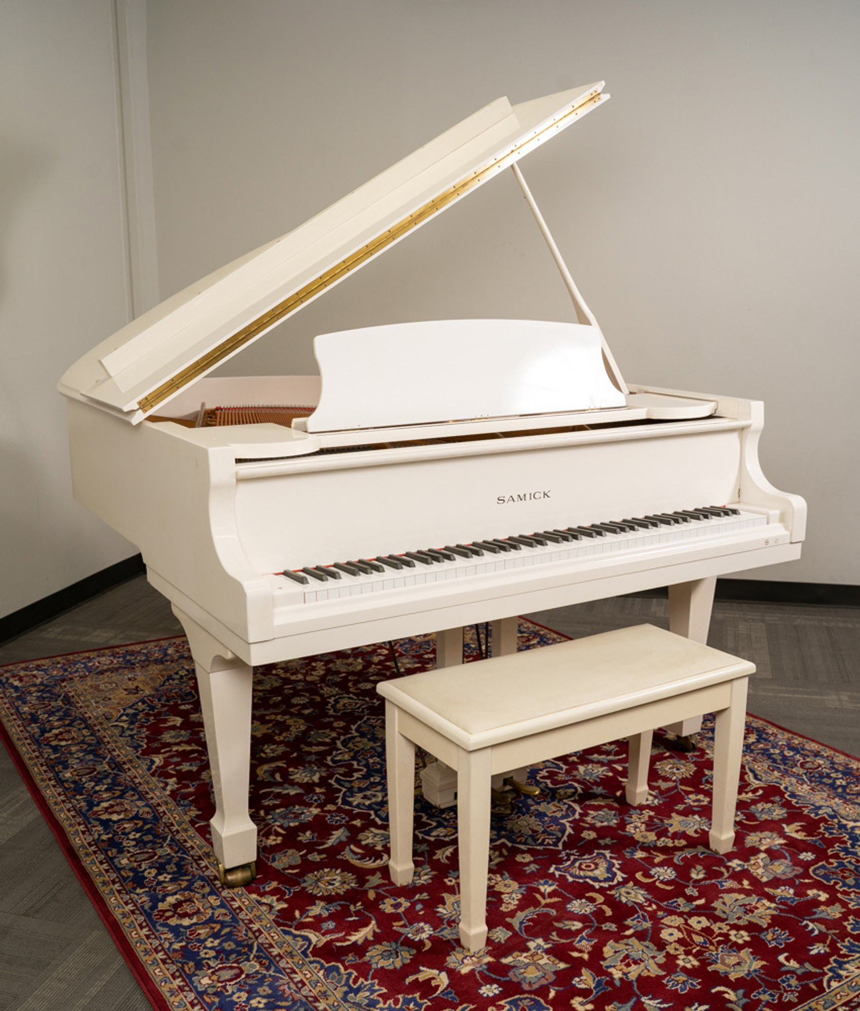 used schimmel piano mochigan