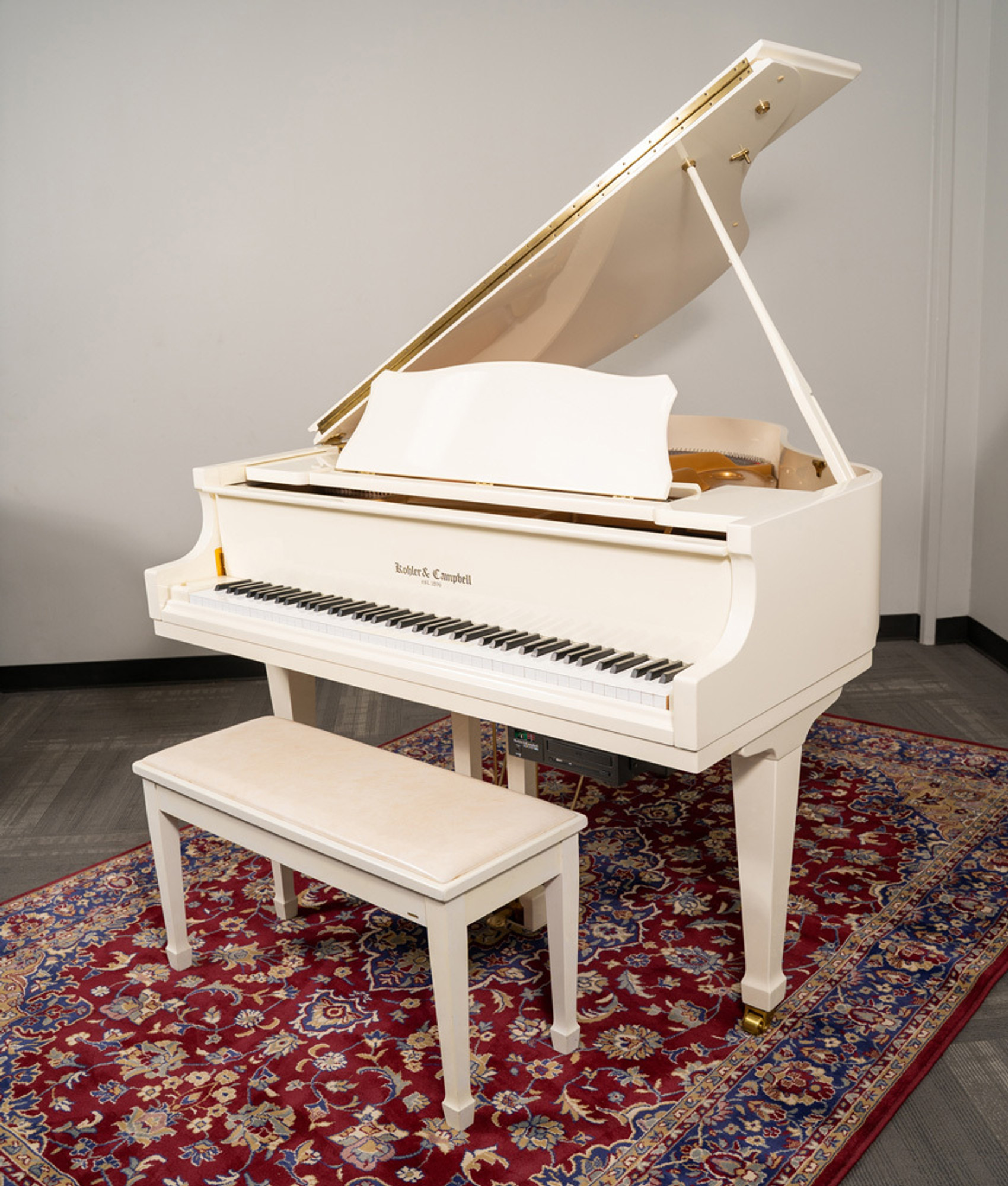 used schimmel piano mochigan