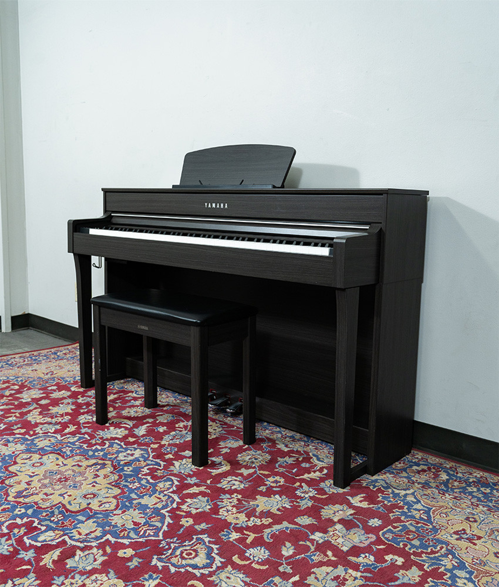 Yamaha CLP-635 Digital Piano | Black | SN: UCYO001003 - Alamo Music