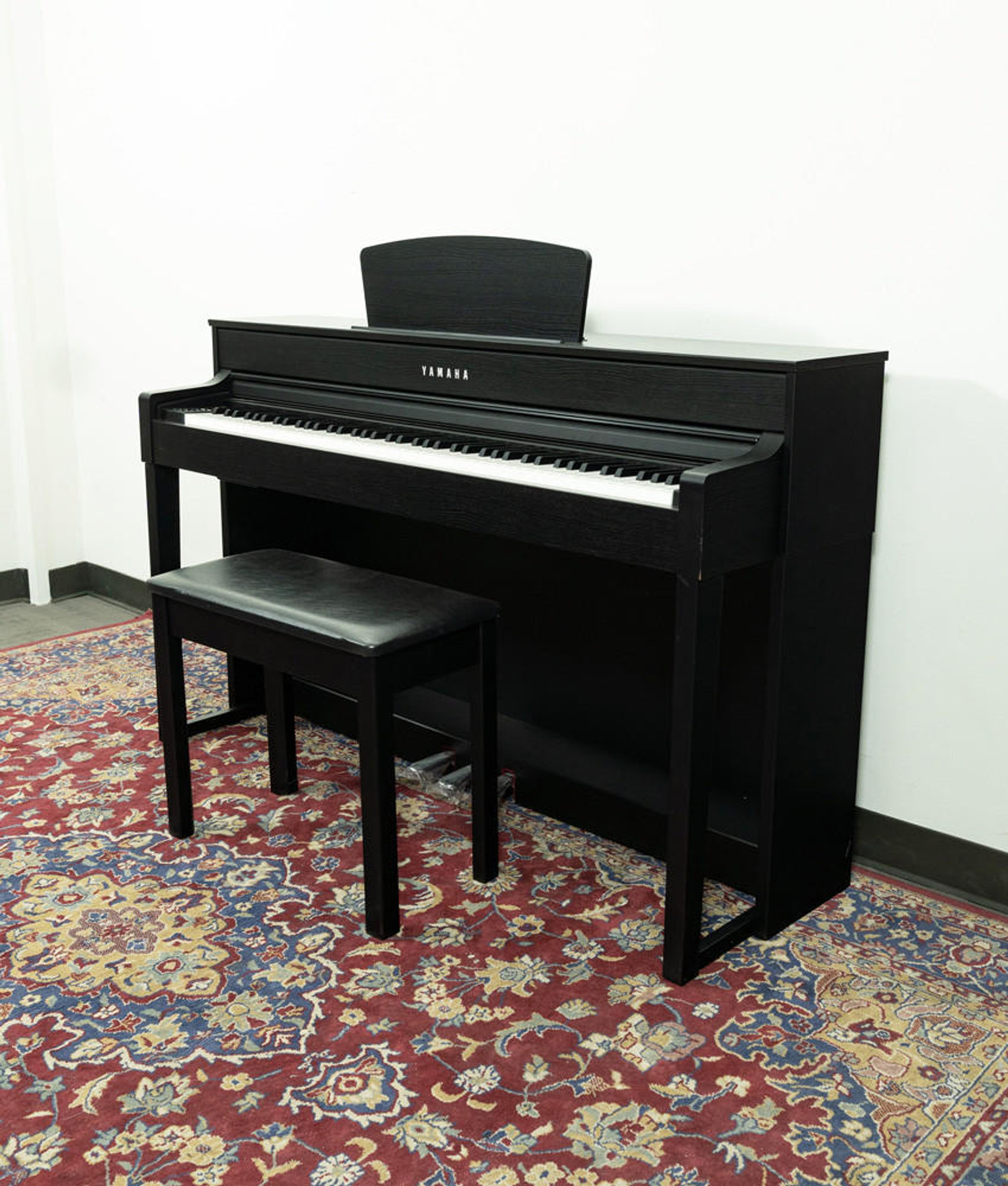 Pre-Owned Yamaha Clavinova CLP-535 Digital Piano - Black Walnut | 1190