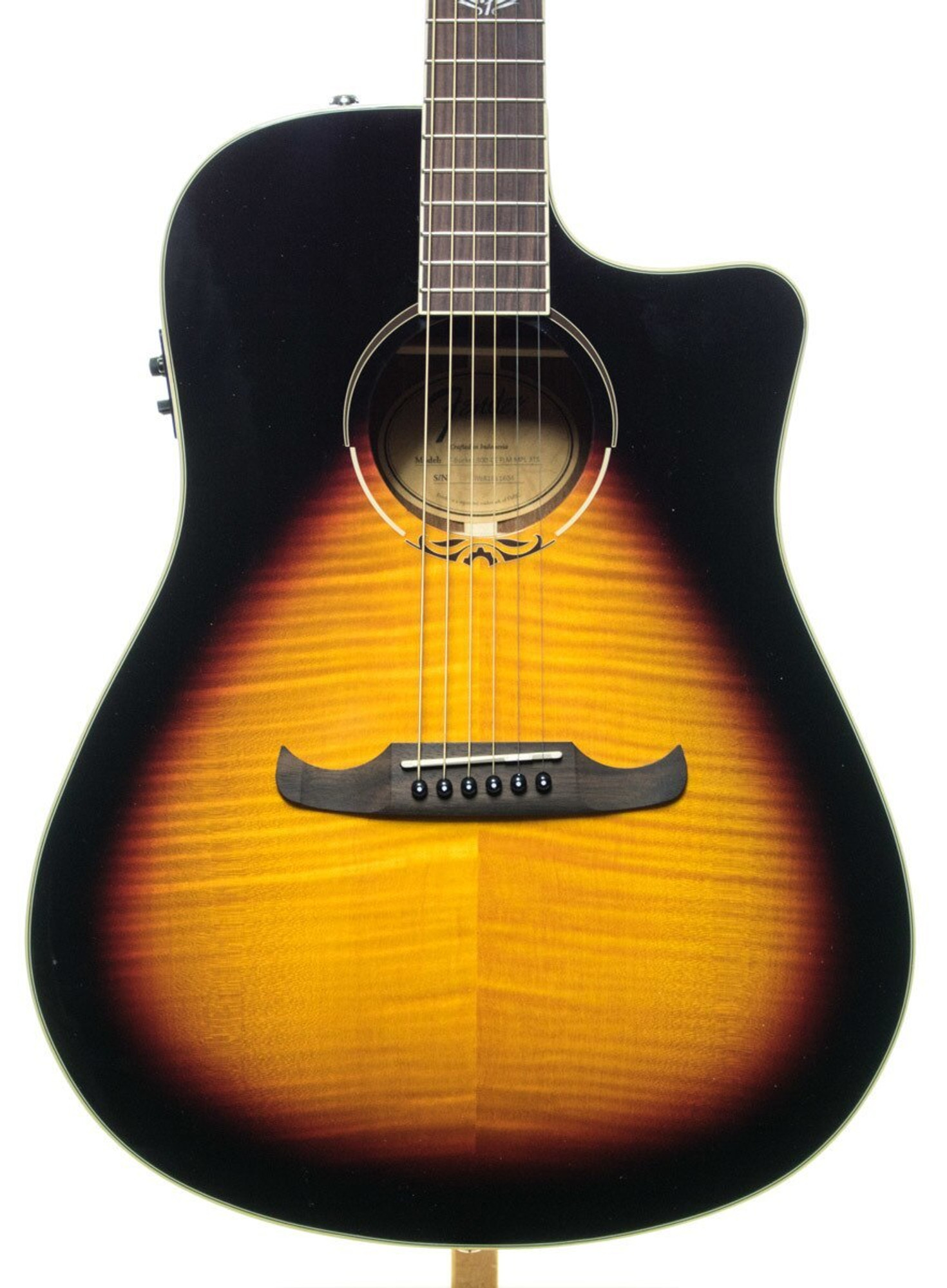 Fender T-Bucket 300CE Flame Maple Acoustic-Electric Guitar 3-Tone Sunburst