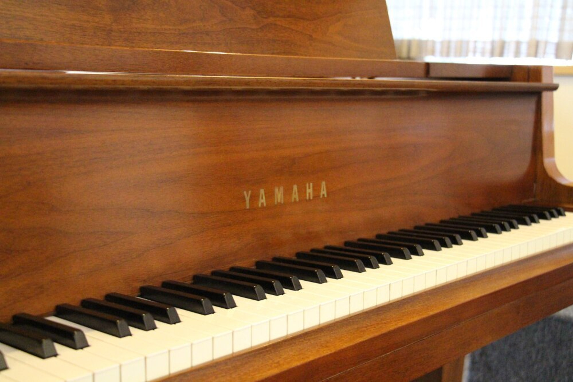 yamaha gh1 baby grand piano price