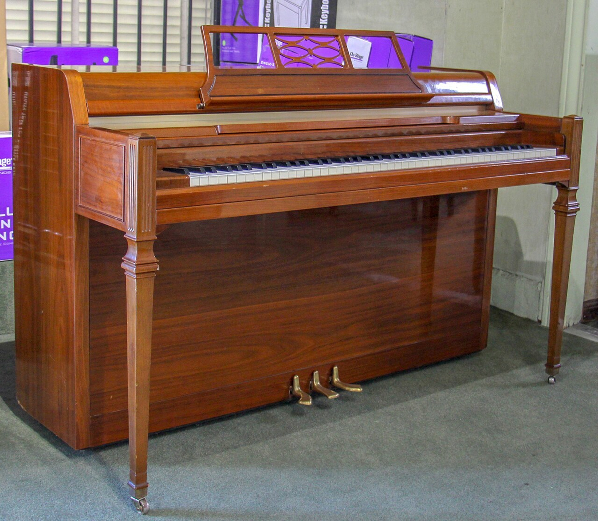 spinet piano yamaha