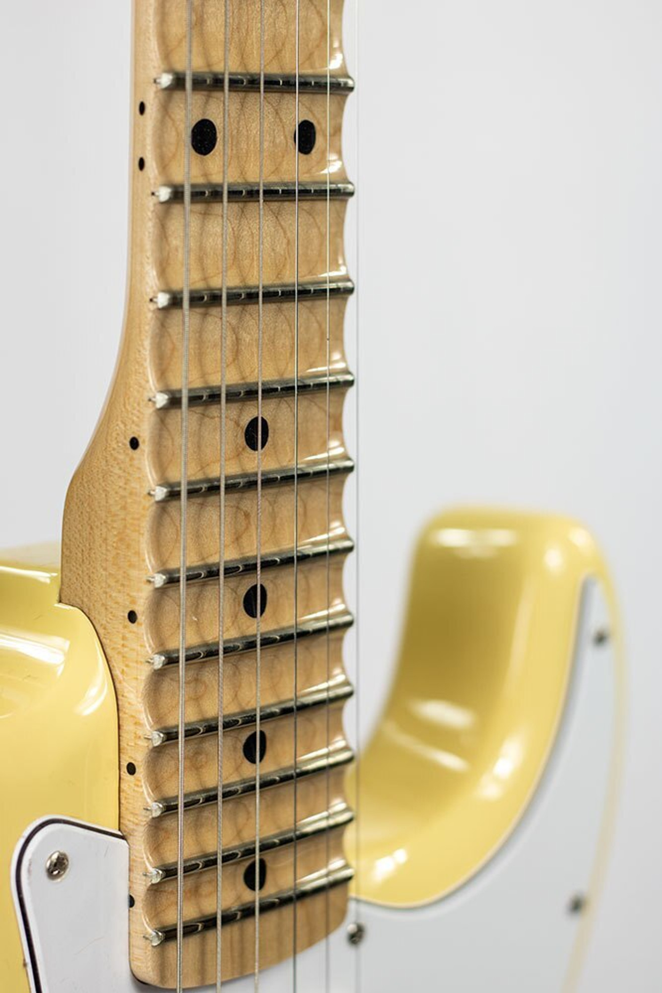 fender scalloped neck