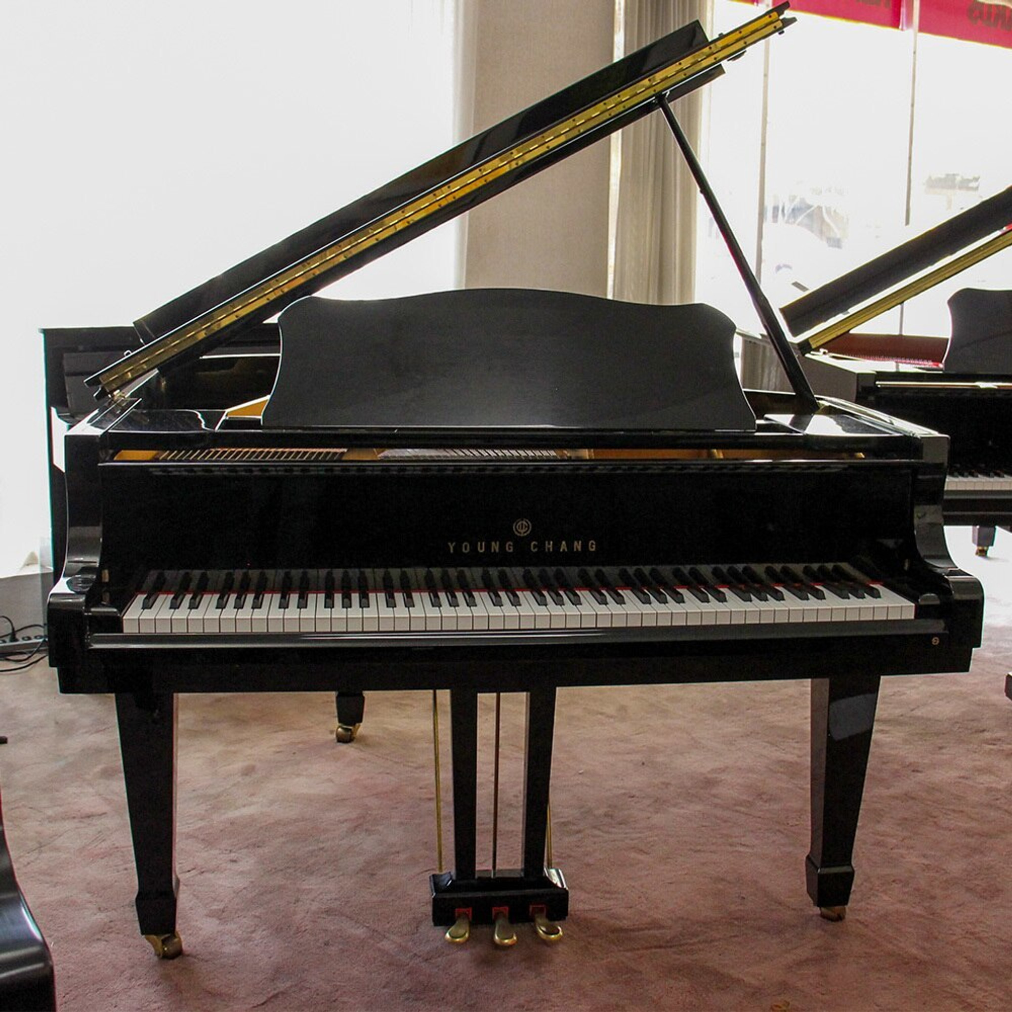 young chang baby grand piano specs