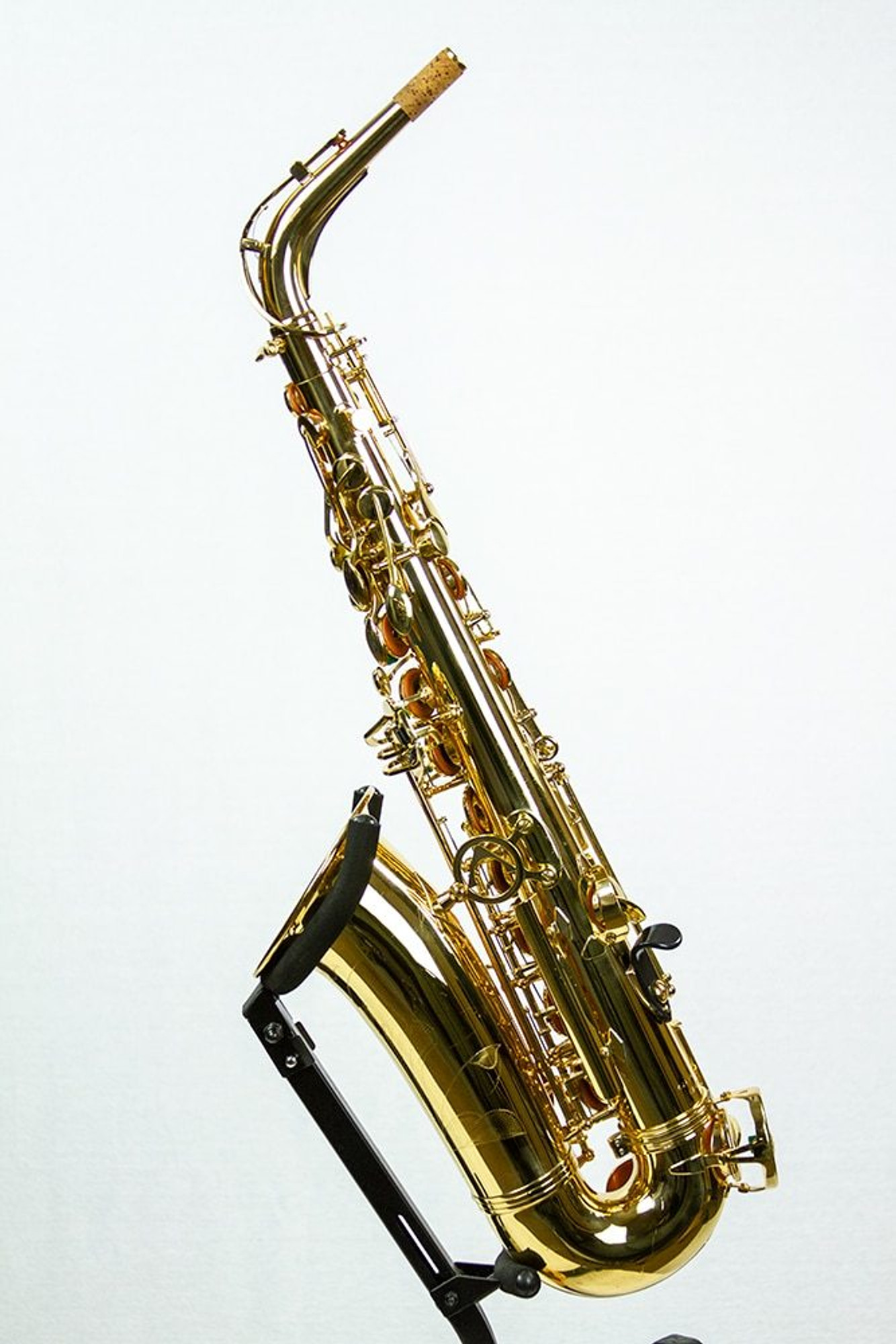 antigua winds tenor saxophone