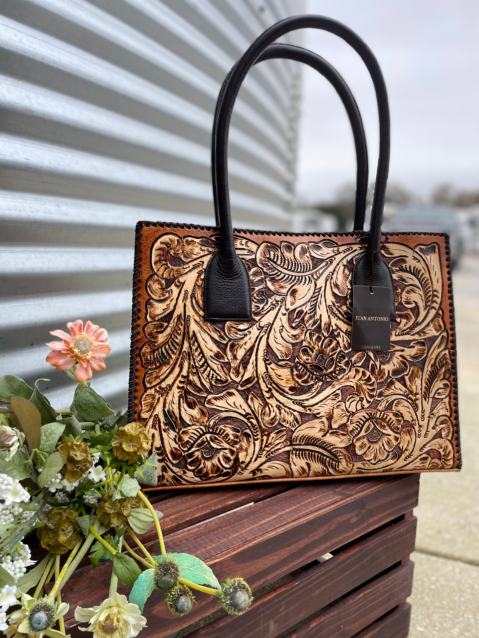 JUAN ANTONIO- HAND PAINTED SADDLE AND TAN TOOLED TOTE - Y-Bell