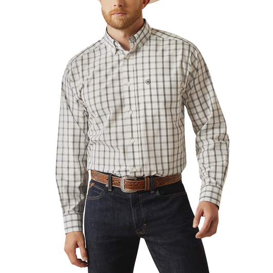 ARIAT - MEN'S WRINKLE FREE REMI CLASSIC FIT BUTTON-DOWN LONG SLEEVE SHIRT IN WHITE