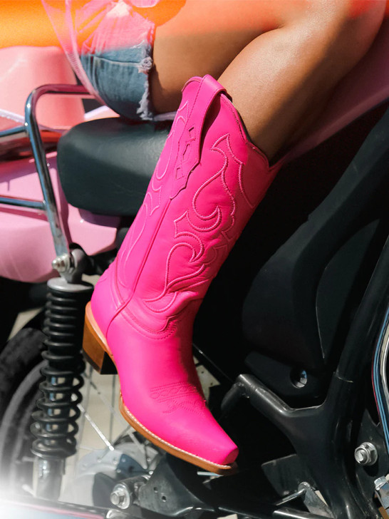 CORRAL- WOMEN'S HOT PINK EMBROIDERED BOOTS