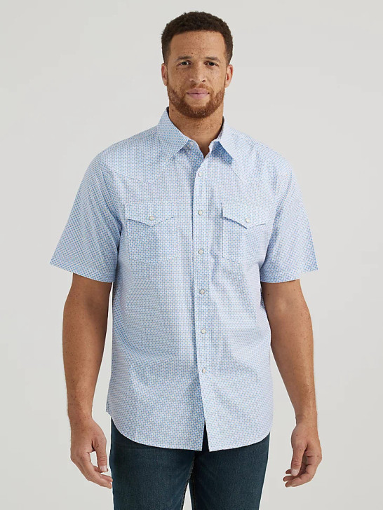 WRANGLER- 20X COMPETITION WESTERN SNAP SHIRT IN LIGHT BLUE