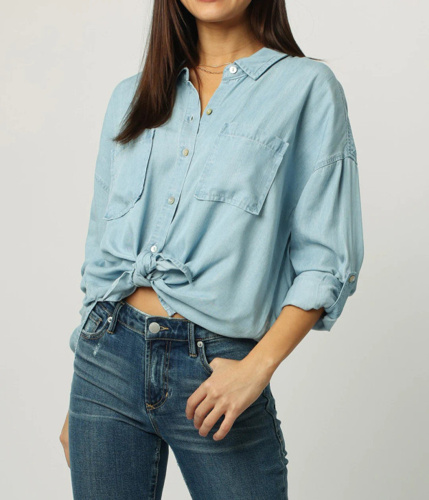 DEAR JOHN- WOMEN'S ARIANNA FRONT TIE SHIRT IN AIRY BLUE