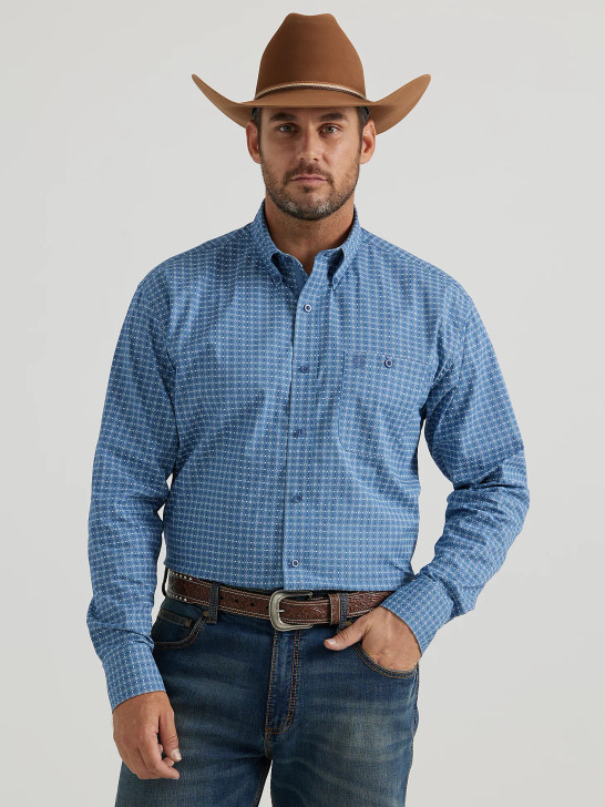 WRANGLER- MEN'S GEORGE STRAIT BUTTON DOWN IN STONY BLUE CHAIN