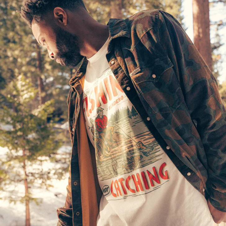 SENDERO PROVISIONS CO.- MEN'S NOT CATCHING T-SHIRT IN VINTAGE WHITE