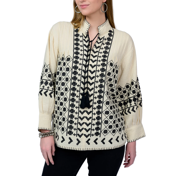 IVY JANE - WOMEN'S TIC TAC HEART TOP IN SAND